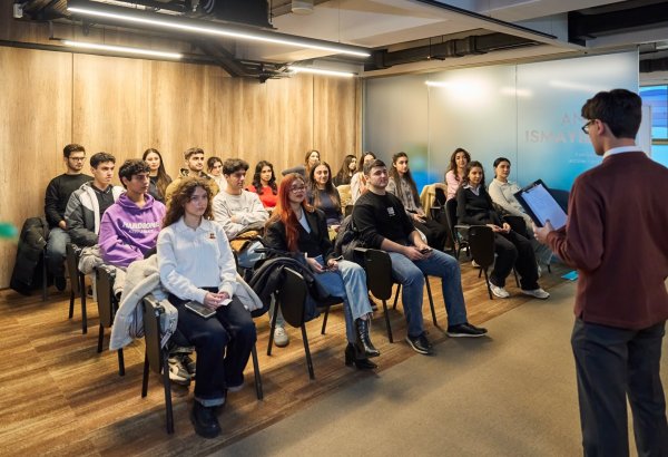 WUF13 Könüllülük Proqramı çərçivəsində təxminən 10 min namizəd müsahibələrə cəlb olunacaq (FOTO)