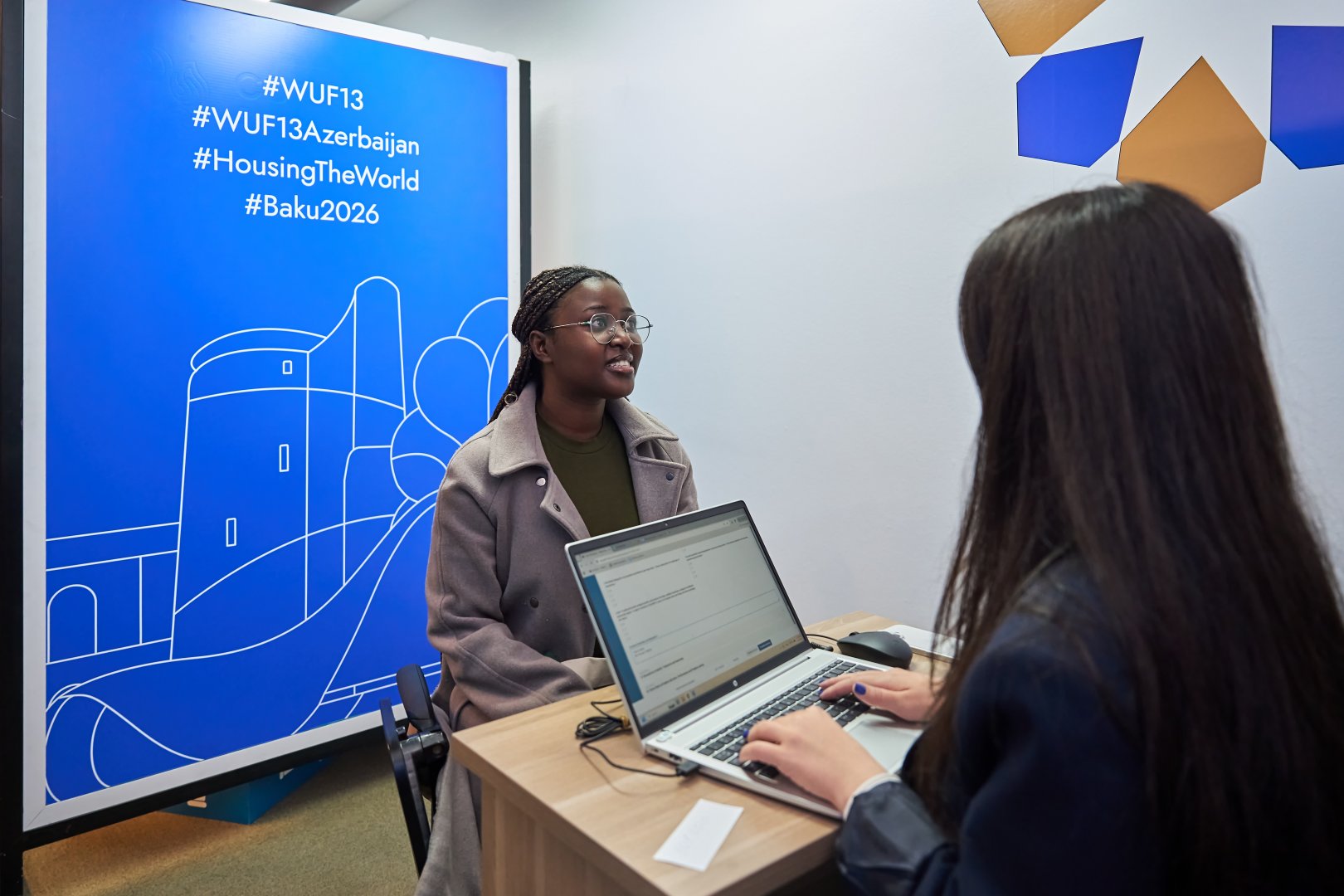 WUF13 Könüllülük Proqramı çərçivəsində təxminən 10 min namizəd müsahibələrə cəlb olunacaq (FOTO)