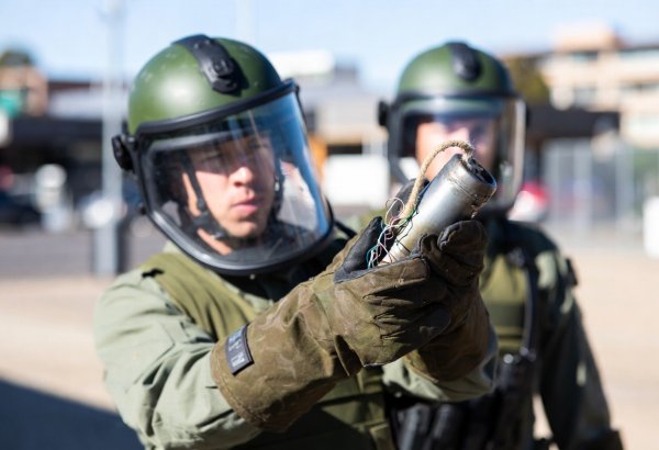 Polis Kanberrada 10-dan çox partlayıcı qurğu aşkarladı