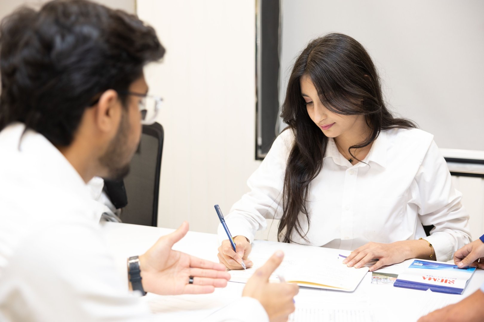 Könüllülük modelimiz Pakistanda (FOTO)