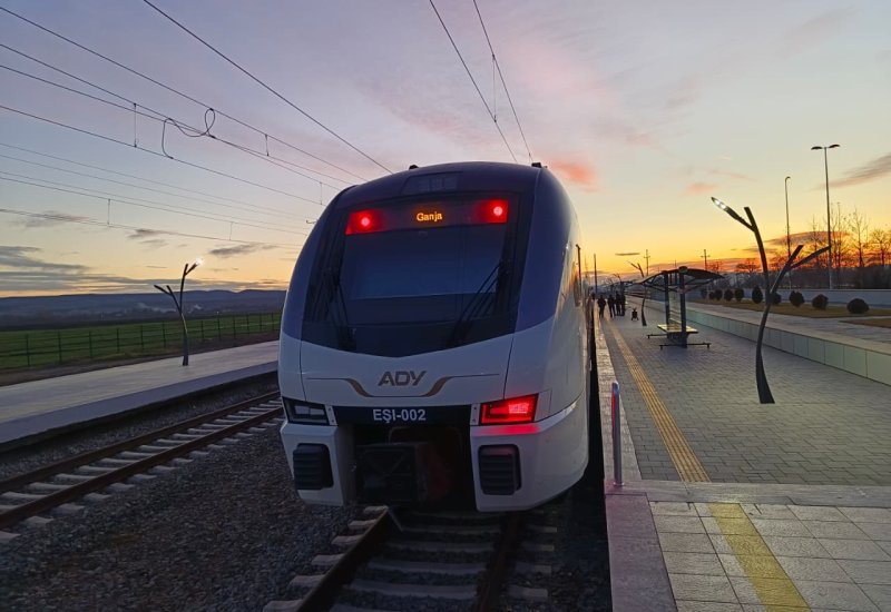Bakı-Tbilisi qatarında ödənişsiz baqaj limiti açıqlandı