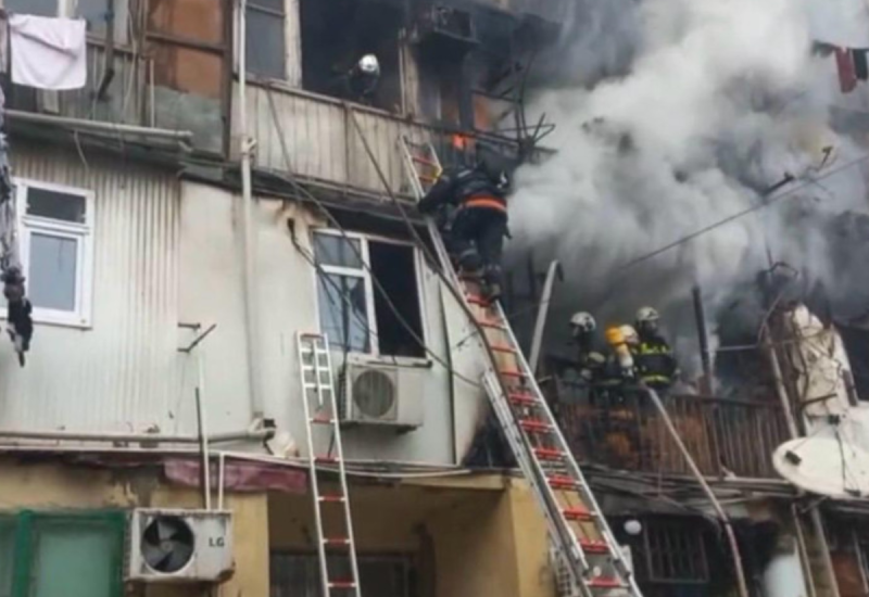 Binəqədidəki yanğında 13 məcburi köçkün ailəsinə ziyan dəydi