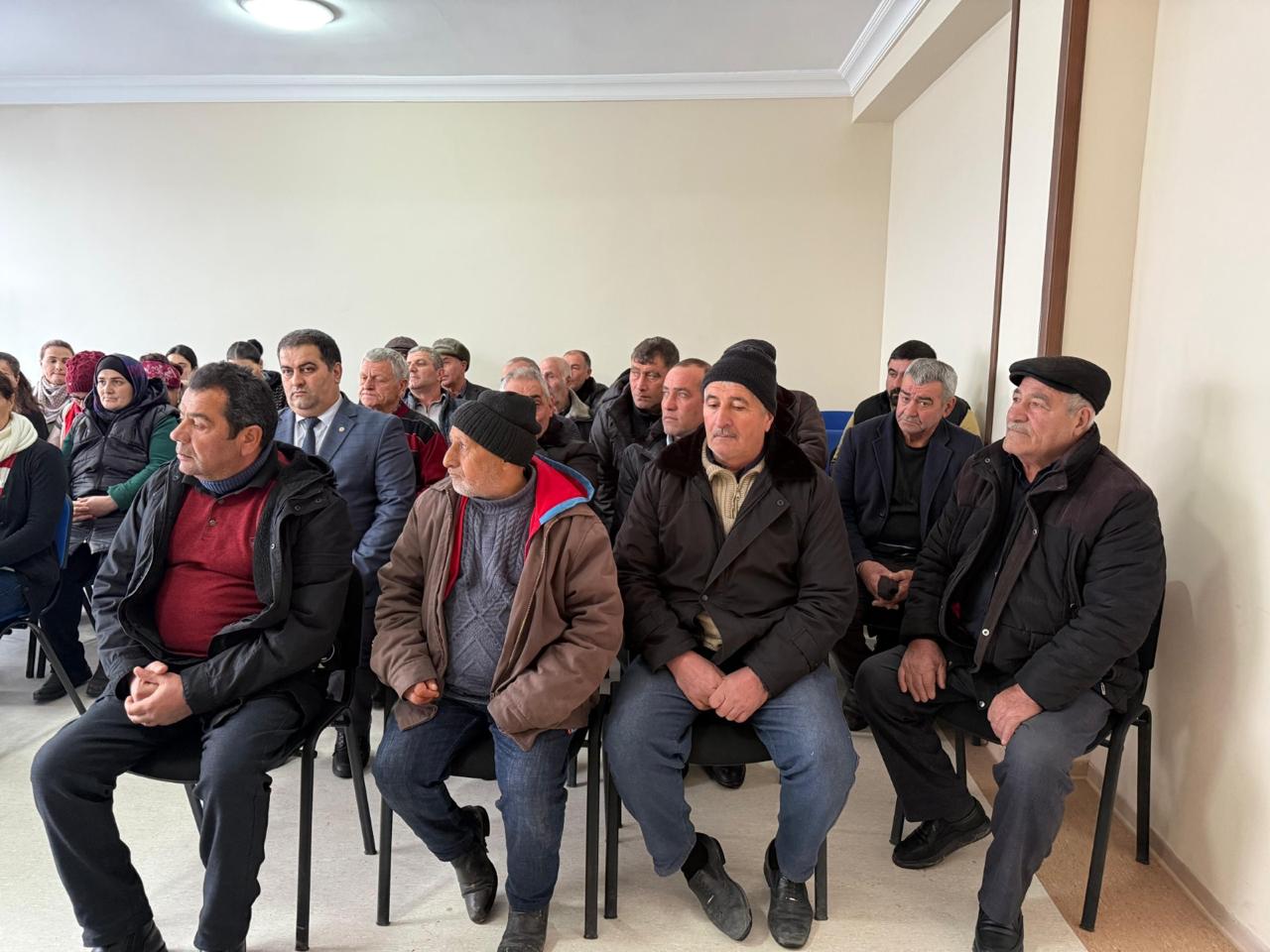 Milli Məclisin deputatı Vüqar Rəhimzadə Ordubadda seçiciləri ilə növbəti görüşünü keçirib (FOTO)