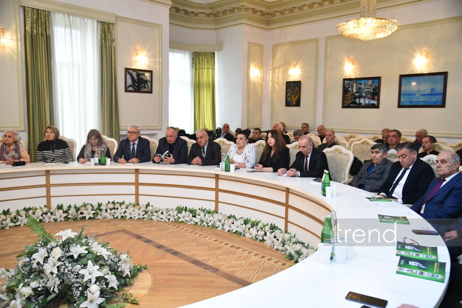 Bakıda xüsusi xidmət orqanlarının qəhrəmanı Aydın Rəhimova həsr olunmuş “Azərbaycanın fədakarlıq məktəbi” silsiləsindən kitabının təqdimatı keçirilib (FOTO)