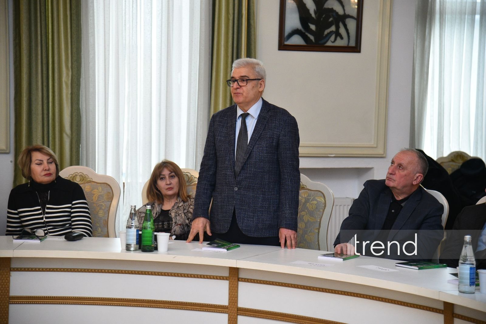 Bakıda xüsusi xidmət orqanlarının qəhrəmanı Aydın Rəhimova həsr olunmuş “Azərbaycanın fədakarlıq məktəbi” silsiləsindən kitabının təqdimatı keçirilib (FOTO)