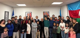 Tuluzdakı azərbaycanlılarla görüş olub (FOTO)