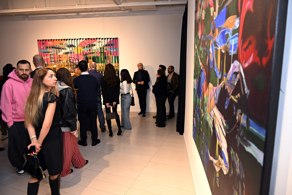 Müasir İncəsənət Muzeyində "Qeyzer" adlı müasir incəsənət sərgisinin açılışı olub (FOTO)