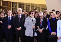 Heydər Əliyev Mərkəzində Kerol Förmenin sərgisinin açılışı olub (FOTO)