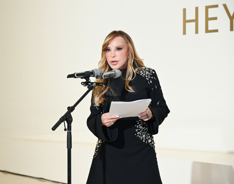 Heydər Əliyev Mərkəzində Kerol Förmenin sərgisinin açılışı olub (FOTO)