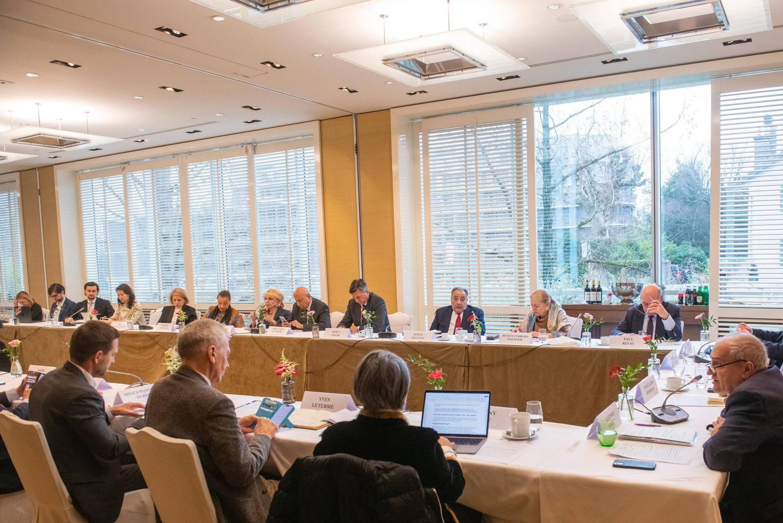 Anar Quliyev qlobal mənzil böhranının həllinə dair Azərbaycanın təcrübəsini bölüşüb (FOTO)