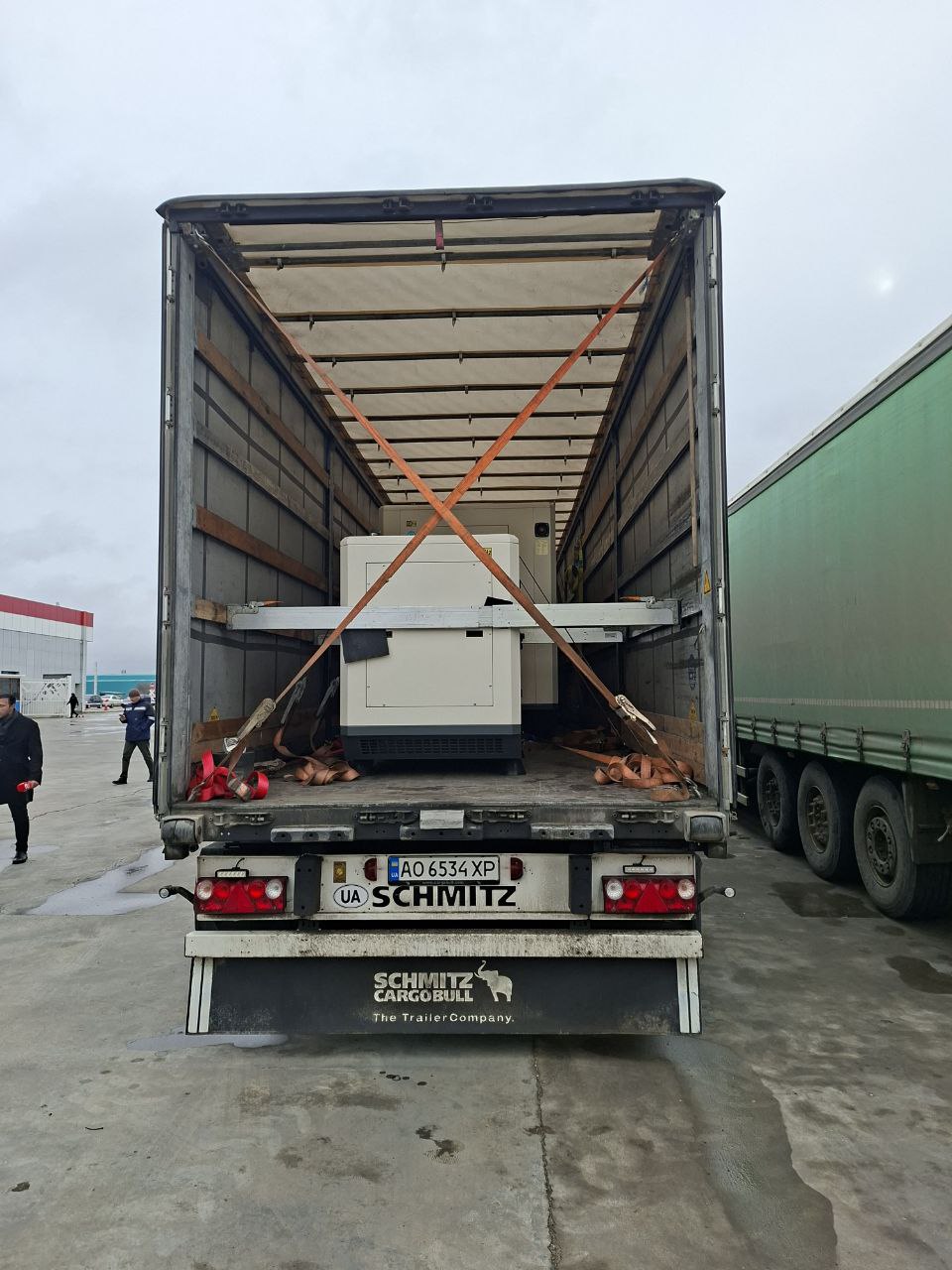 Azərbaycandan Ukraynaya növbəti humanitar yardım yola salınıb (FOTO)