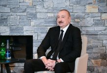 Prezident İlham Əliyev Davosda Qətərin Baş naziri və xarici işlər naziri ilə görüşüb (FOTO/VİDEO)