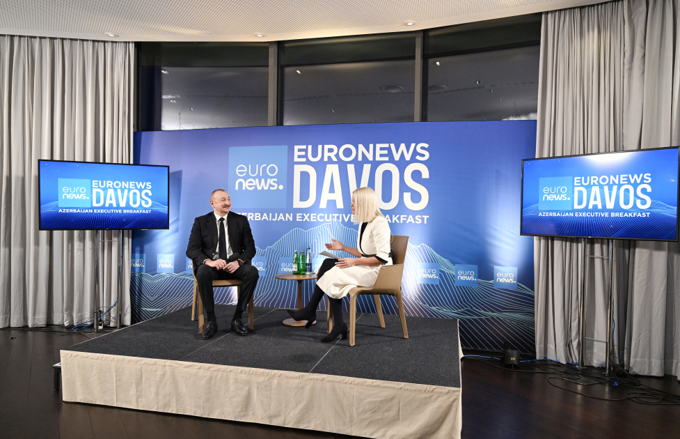 Prezident İlham Əliyev Davosda “Euronews” televiziyasına müsahibə verib (FOTO/VİDEO)