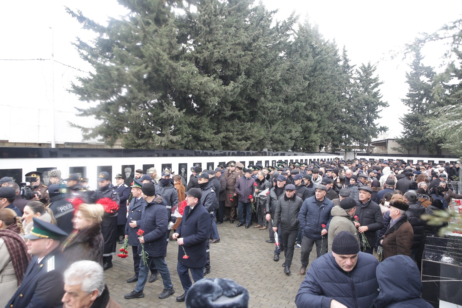 Xaçmazda 20 Yanvar faciəsi qurbanlarının əziz xatirəsi yad edilib (FOTO)