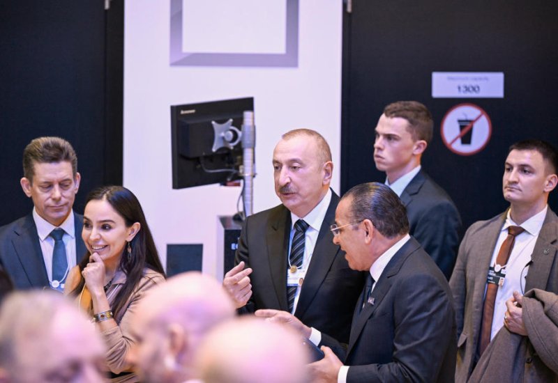 Prezident İlham Əliyev Ümumdünya İqtisadi Forumu çərçivəsində panel iclasda iştirak edib (FOTO/VİDEO)