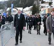 Prezident İlham Əliyev Ümumdünya İqtisadi Forumu çərçivəsində panel iclasda iştirak edib (FOTO/VİDEO)