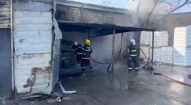 Külək Dərnəgüldə baş verən yanğının söndürülməsini çətinləşdirir (FOTO/VİDEO) (YENİLƏNİB)