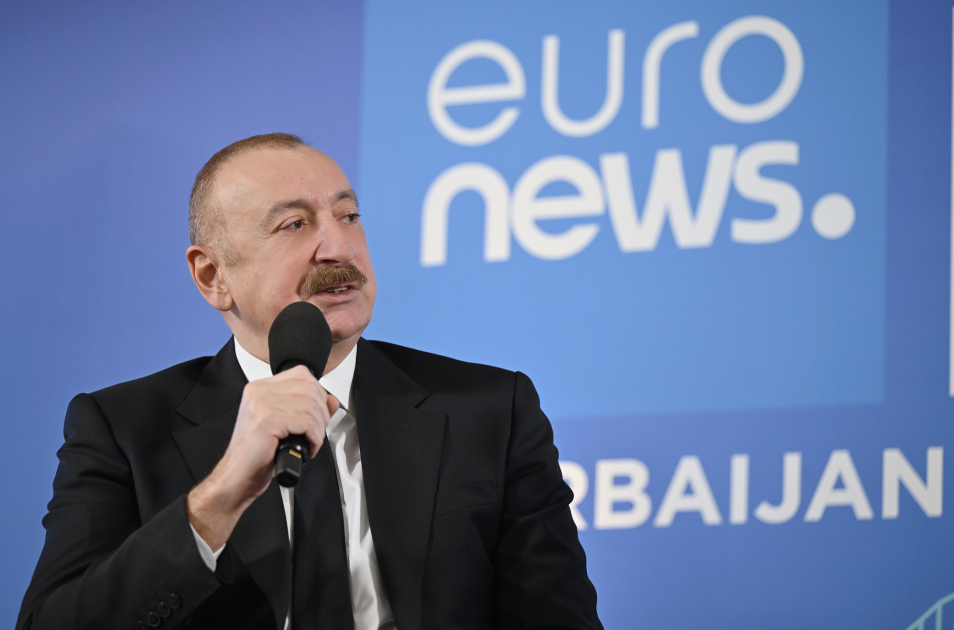 Prezident İlham Əliyev Davosda “Euronews” televiziyasına müsahibə verib (FOTO/VİDEO) (YENİLƏNİB)