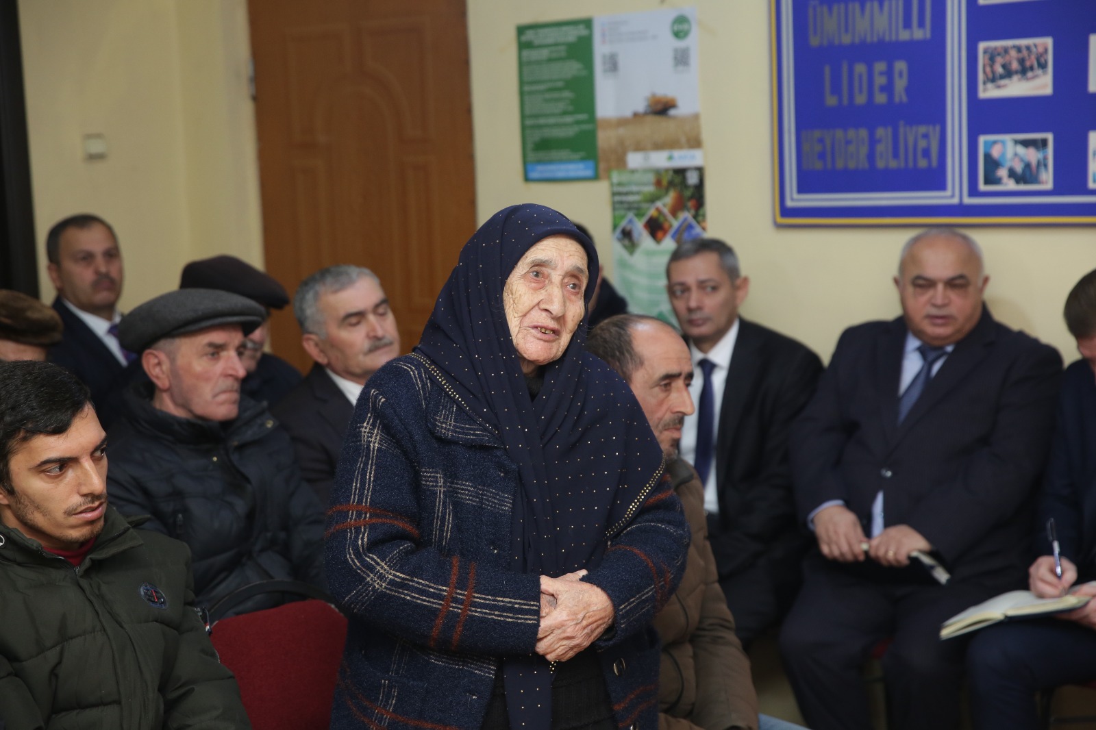 Xaçmazın Qaraqurtlu kəndində növbəti səyyar qəbul keçirilib (FOTO)