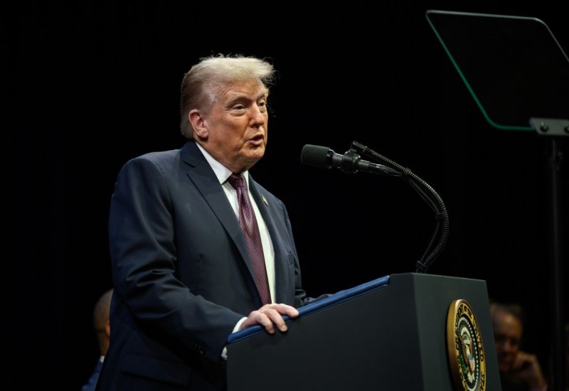 ABŞ İranın enerji infrastrukturuna hərbi zərbələri dayandırır - Tramp