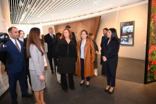 Fransina Armenqol Sosias Bakıda Zəfər parkını ziyarət etdi (FOTO)