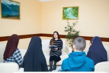 Suriyadan gətirilən ana uşaqları ilə birlikdə sosial xidmət müəssisəsinə yerləşdirildi