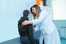 Suriyadan gətirilən ana uşaqları ilə birlikdə sosial xidmət müəssisəsinə yerləşdirildi