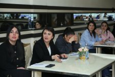 “Xəbər dilində məsuliyyət, ənənəvi media və rəqəmsal platformalarda tipik səhvlər” mövzusunda təlim keçirildi (FOTO)