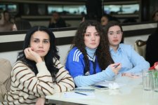 “Xəbər dilində məsuliyyət, ənənəvi media və rəqəmsal platformalarda tipik səhvlər” mövzusunda təlim keçirildi (FOTO)