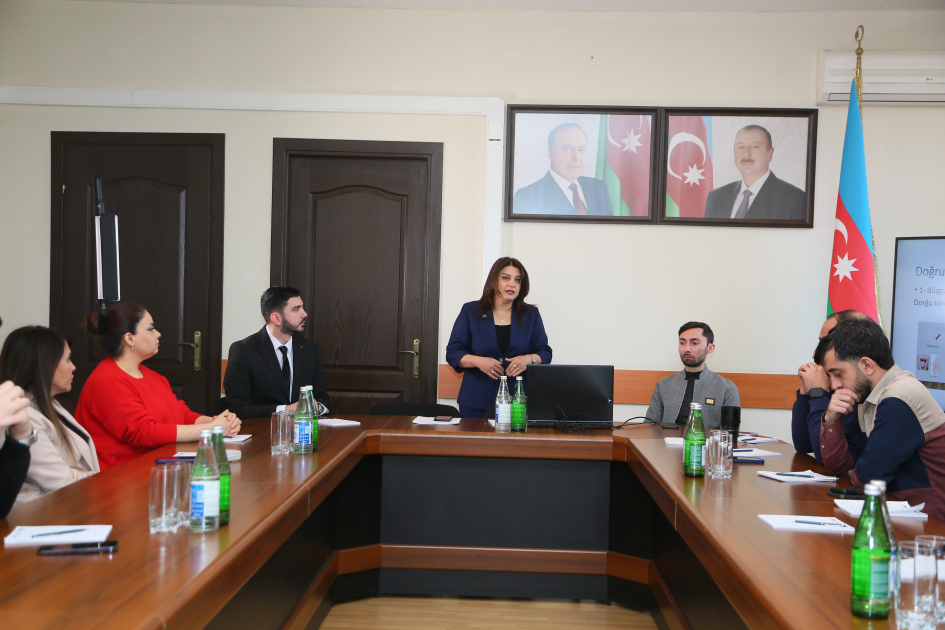 “Xəbər dilində məsuliyyət, ənənəvi media və rəqəmsal platformalarda tipik səhvlər” mövzusunda təlim keçirildi (FOTO)