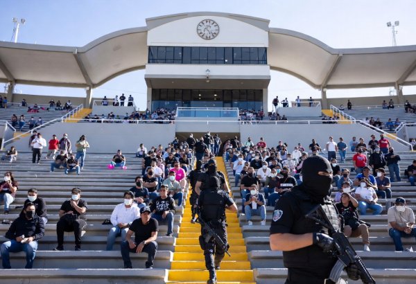 Meksika stadionunda silahlı insident – 11 nəfər öldü