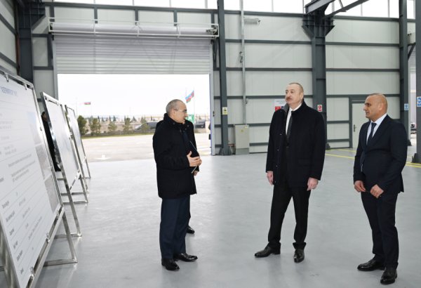 Prezident İlham Əliyev Sumqayıt Sənaye Parkında güzgü vərəqələrin istehsalı zavodunun açılışında iştirak edib (FOTO/VİDEO)