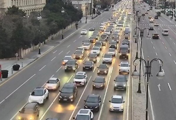 DİQQƏT: Bu yollarda tıxac var - SİYAHI (FOTO)