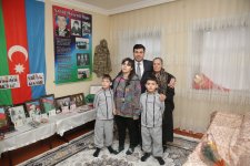 Xaçmazın icra başçısı 20 yaşı tamam olan şəhid övladını təbrik edib (FOTO)