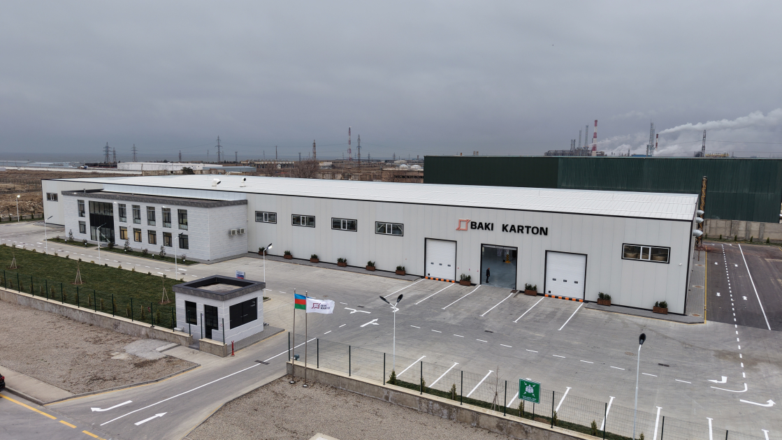 Prezident İlham Əliyev Sumqayıt Sənaye Parkında karton və qutu taralarının istehsalı müəssisəsinin açılışında iştirak edib (FOTO)