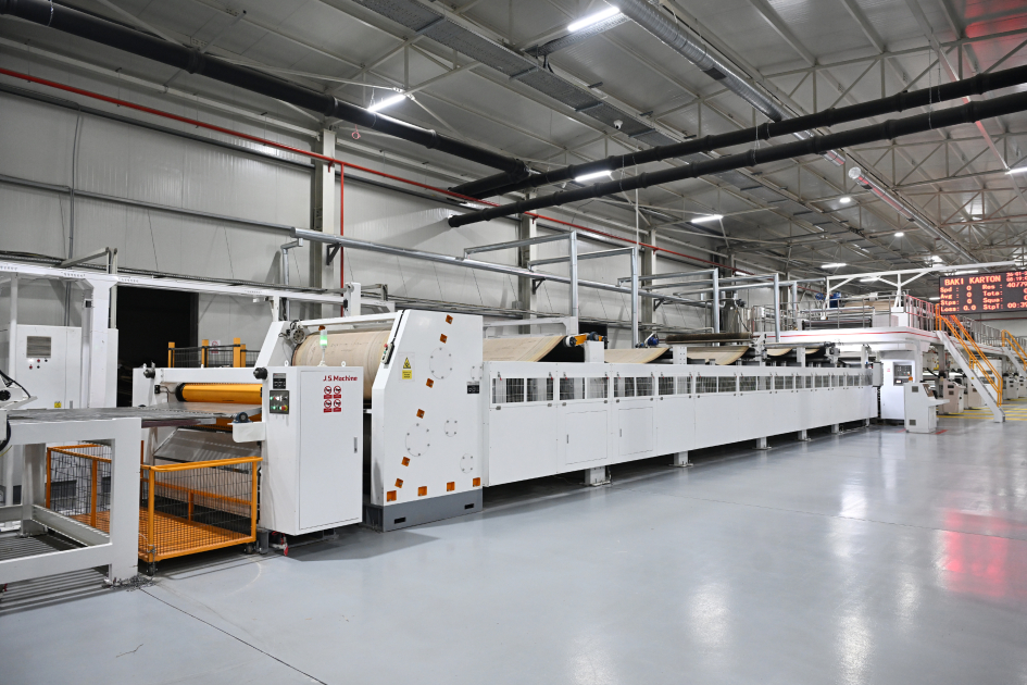 Prezident İlham Əliyev Sumqayıt Sənaye Parkında karton və qutu taralarının istehsalı müəssisəsinin açılışında iştirak edib (FOTO)