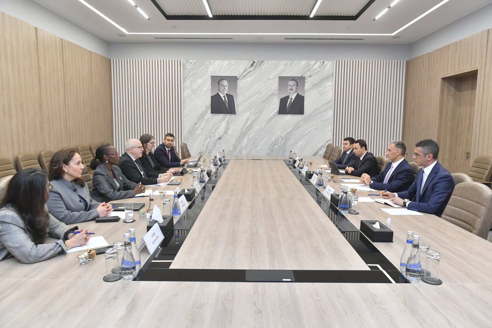 Rəşad Nəbiyev Dünya Bankının Avropa və Mərkəzi Asiya Regionu üzrə infrastruktur direktoru ilə görüşüb (FOTO)