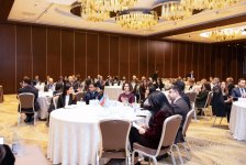 WUF13-ə hazırlıq çərçivəsində dövlət qurumları üçün dayanıqlılıq üzrə sessiya keçirildi (FOTO)