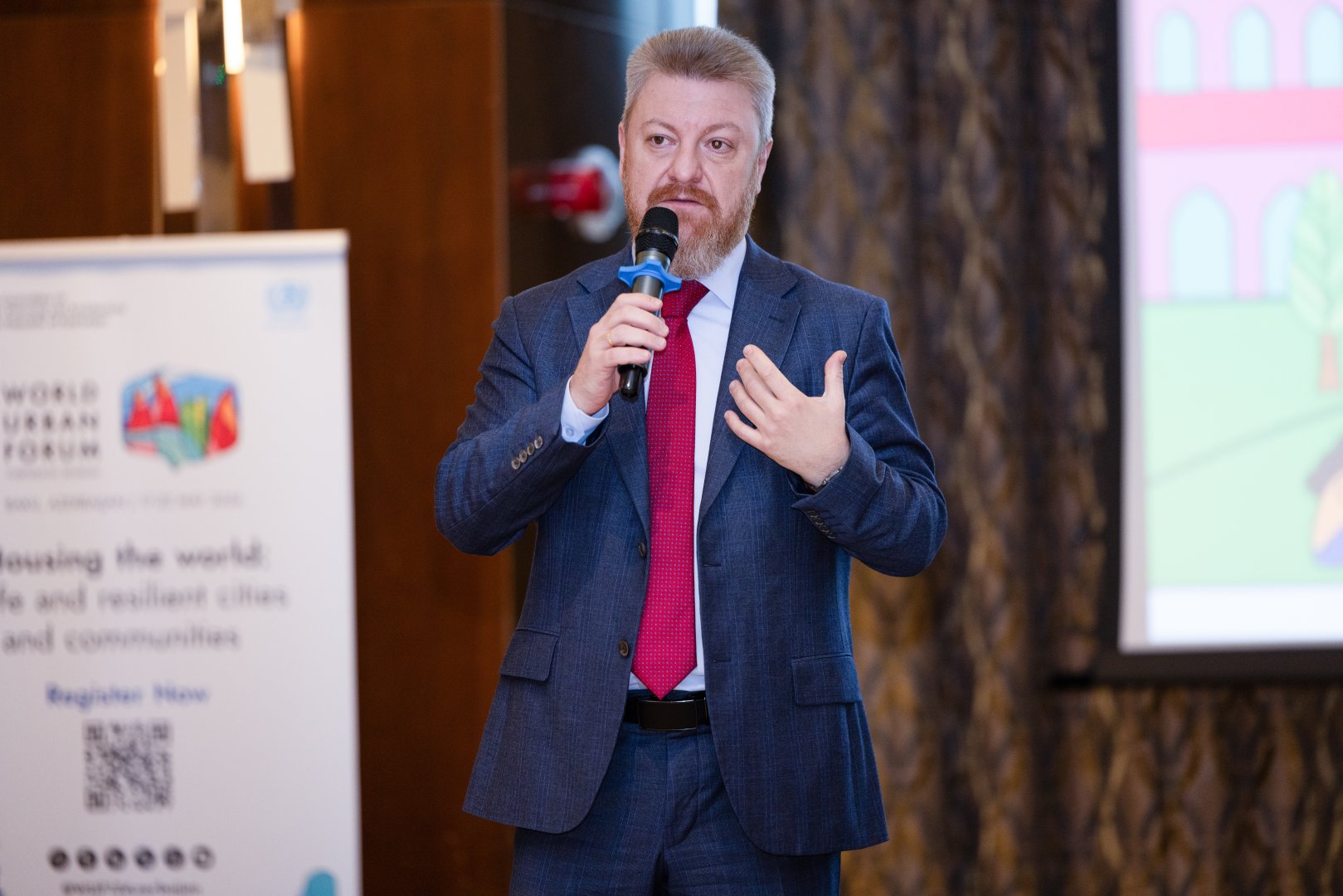 WUF13-ə hazırlıq çərçivəsində dövlət qurumları üçün dayanıqlılıq üzrə sessiya keçirildi (FOTO)