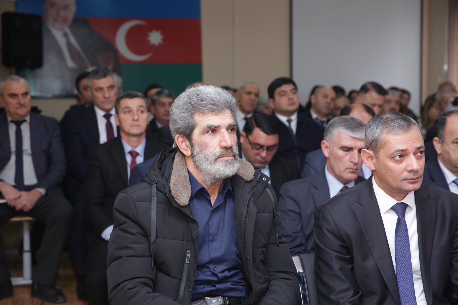 Xaçmaz şəhərində sakinlərin müraciət və təklifləri dinlənilib (FOTO)