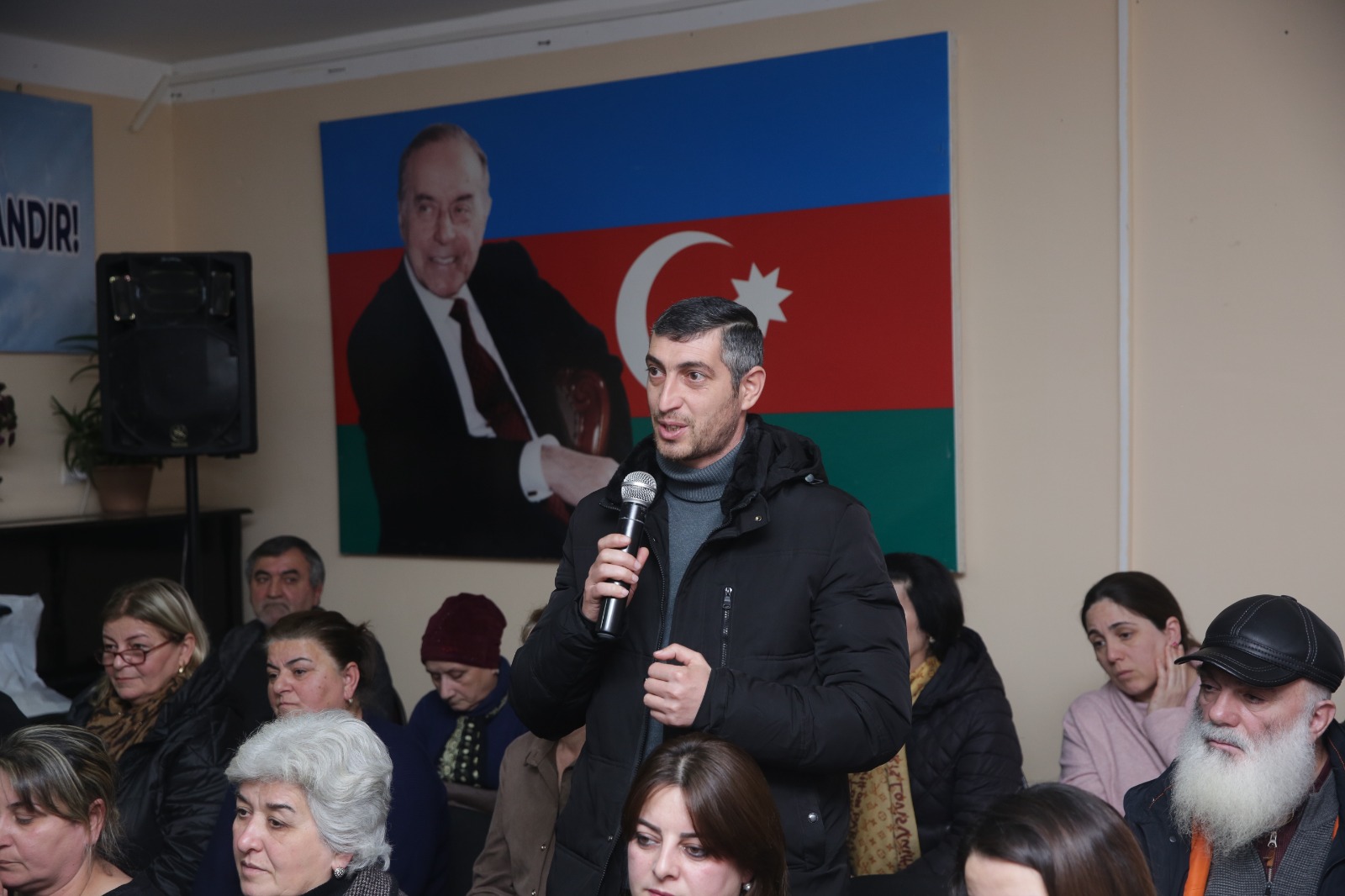 Xaçmaz şəhərində sakinlərin müraciət və təklifləri dinlənilib (FOTO)