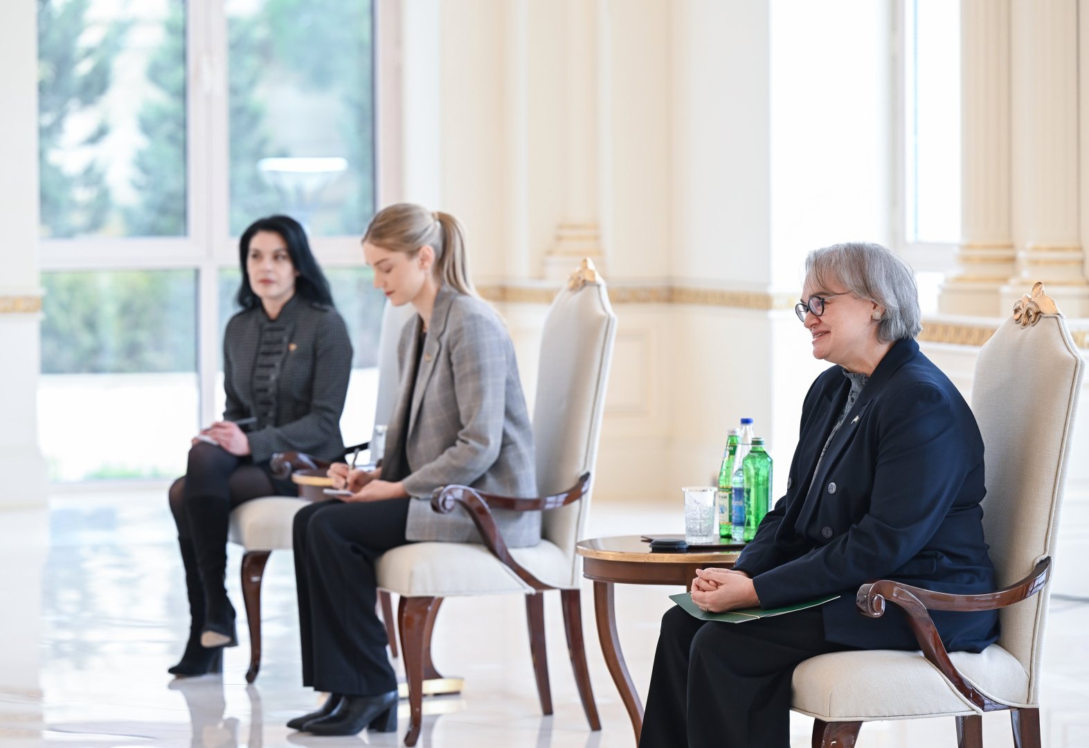 Prezident İlham Əliyev Avstraliyanın Azərbaycanda yeni təyin olunmuş səfirinin etimadnaməsini qəbul edib (FOTO) (YENİLƏNİB)