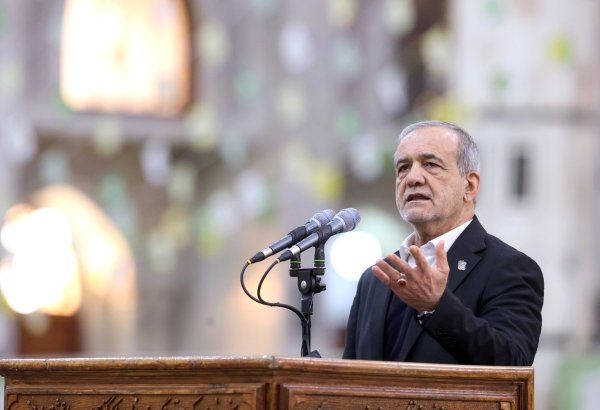 Pezeşkian vasitəçilik səylərinə görə Pakistana təşəkkür edib