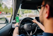 Mobil tətbiqlər taksi xidmətlərini necə dəyişdi və müştəri dəstəyi niyə vacibdir? (FOTO/VİDEO)