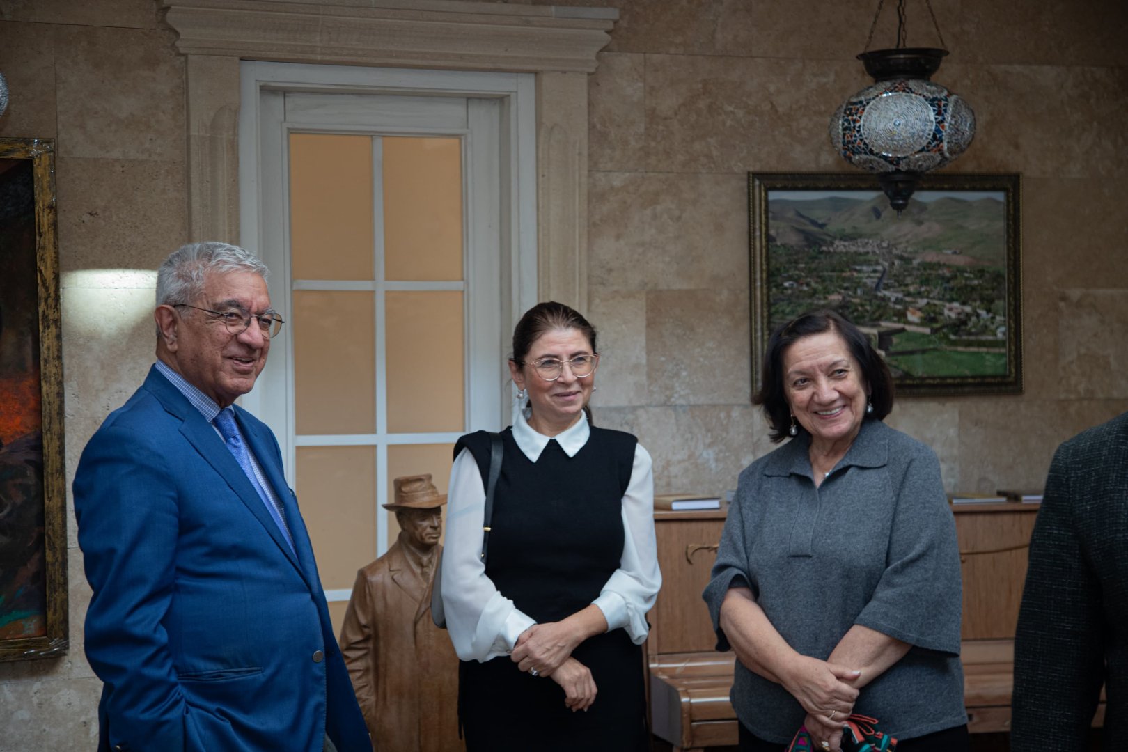 “Yüksəliş” müsabiqəsinin qalibləri üçün “Ədibin Evində Yüksəliş” silsilə görüşlərinin ilk sessiyası keçirilib (FOTO)