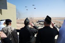 Azərbaycan və BƏƏ arasında hərbi əməkdaşlığın inkişaf perspektivləri müzakirə edilib (FOTO)