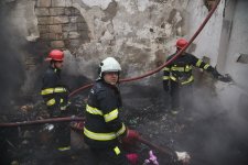 Yasamaldakı yanğın söndürüldü (YENİLƏNİB) (FOTO)