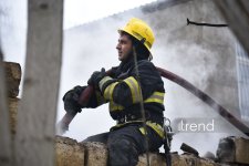 Yasamaldakı yanğın söndürüldü (YENİLƏNİB) (FOTO)