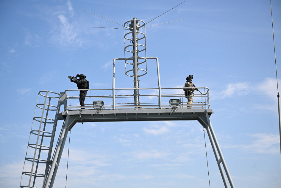 Prezident İlham Əliyev və Birləşmiş Ərəb Əmirliklərinin Prezidenti Əbu-Dabidə “Sülh Qalxanı – 2026” birgə əməliyyat-taktiki təlimini izləyiblər (FOTO)