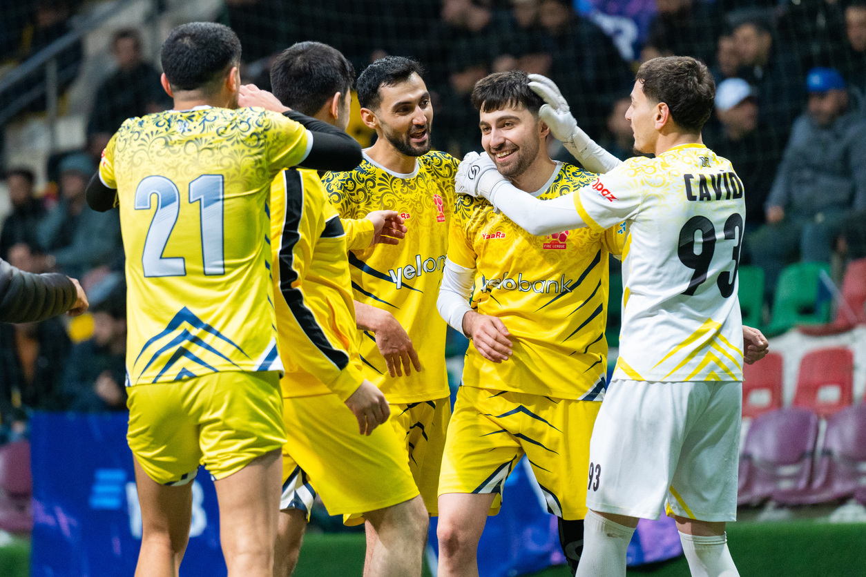 Yelo Bank banklararası mini-futbol liqasının çempionu olub (FOTO)
